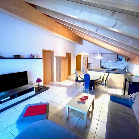 Anessa 5-1 - Attika, Atemberaubende Aussicht Апартаменты Лойкербад